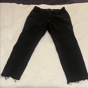 Old Navy High-Rise Black O. G. Straight-Leg Frayed Jeans Boot Sz 8 NWOT